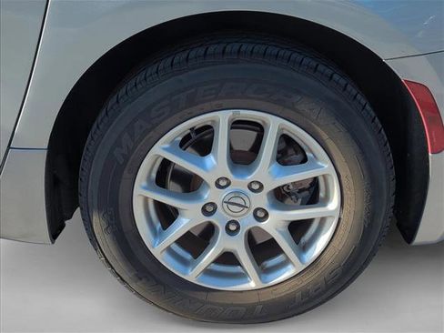 Used 2021 Chrysler Voyager Lxi image 6