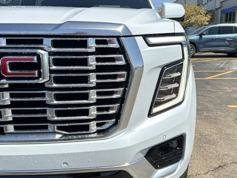 New 2026 GMC Yukon Denali AWD/4WD image 3