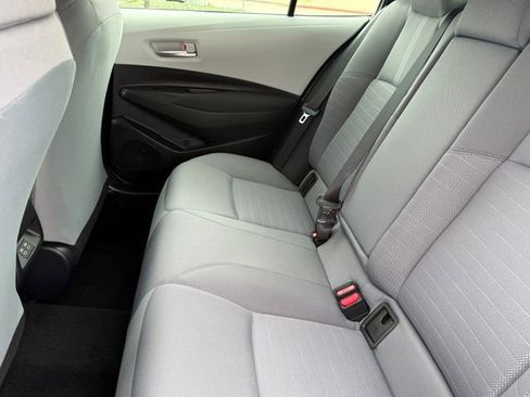 Used 2026 Toyota Corolla SE w/ SE Package FWD image 28