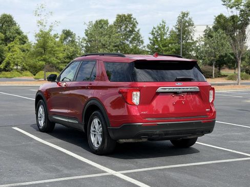 Used 2020 Ford Explorer XLT w/ Comfort Package AWD/4WD image 5