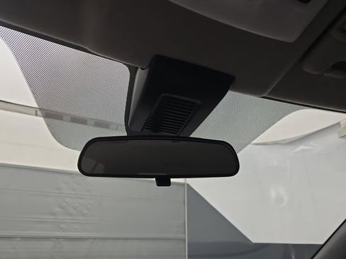 Used 2024 Nissan Kicks SR w/ SR Premium Package image 43