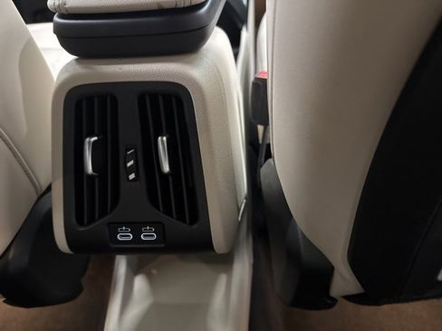 Used 2023 BMW X1 xDrive28i w/ Premium Package image 22