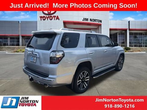 Used 2023 Toyota 4Runner Limited AWD/4WD image 6