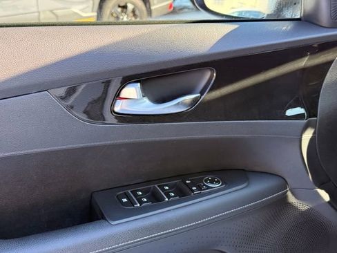 Used 2023 Kia Forte GT-Line w/ GT-Line Premium Package image 20