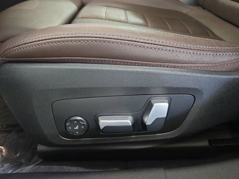 Certified 2023 BMW i4 M50 w/ Premium Package image 28