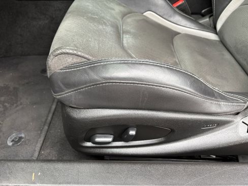 Used 2020 Chevrolet Camaro SS image 27