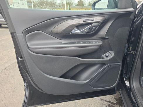 Certified 2022 GMC Terrain SLT w/ LPO, Floor Liner Package image 14