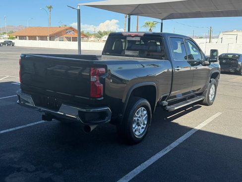 Used 2020 Chevrolet Silverado 2500 LTZ w/ LTZ Plus Package AWD/4WD image 8