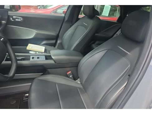 Used 2023 Hyundai Ioniq 6 Limited AWD/4WD image 5