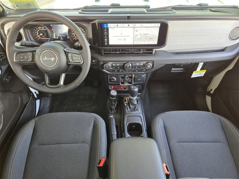 New 2026 Jeep Wrangler Unlimited Sport image 25