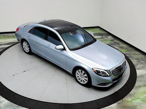 Used 2014 Mercedes-Benz S 550 Sedan image 34