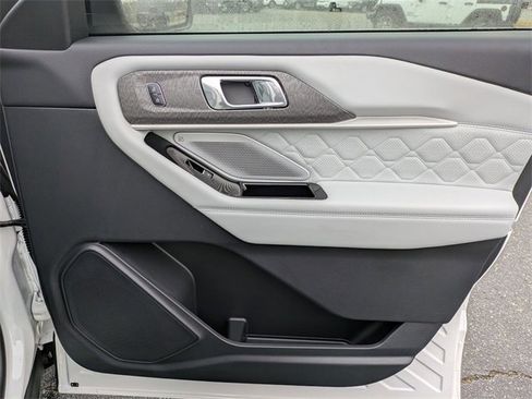 New 2026 Ford Explorer Platinum w/ LUX Leather Package image 40