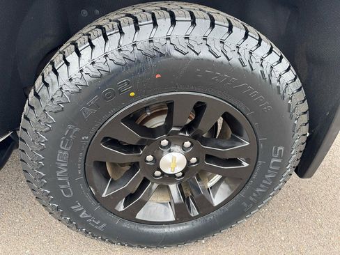 Used 2019 Chevrolet Tahoe LT image 10