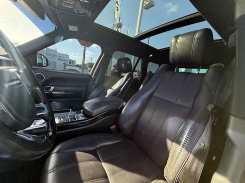 Used 2015 Land Rover Range Rover Supercharged image 12