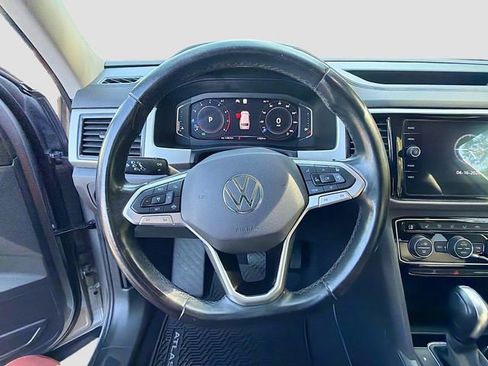 Used 2021 Volkswagen Atlas SEL image 39