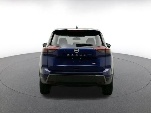 Used 2025 Nissan Rogue SV FWD image 9