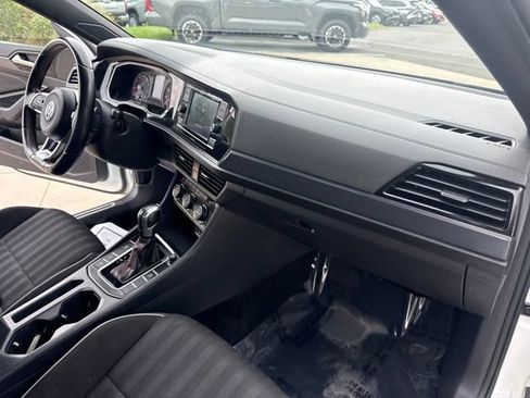 Used 2020 Volkswagen Jetta GLI FWD image 29