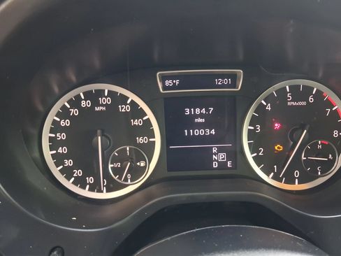 Used 2018 INFINITI QX30 AWD image 6