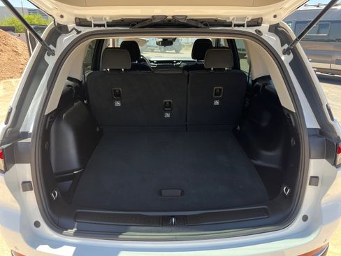 Used 2023 Jeep Grand Cherokee Laredo w/ Trailer Tow Prep Group (B) image 29