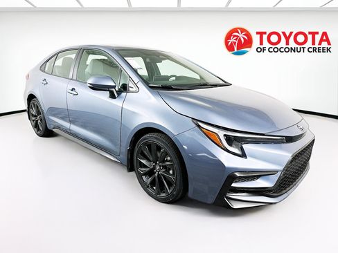Used 2024 Toyota Corolla SE image 1