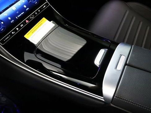 Used 2025 Mercedes-Benz GLC 350e 4MATIC w/ AMG Line image 26