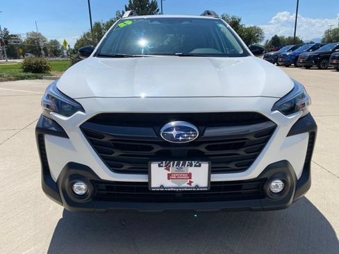 Certified 2025 Subaru Outback Premium AWD/4WD image 8