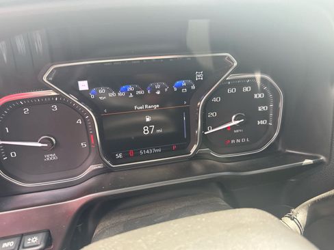 Used 2021 GMC Sierra 2500 Denali w/ Denali Black Diamond Edition AWD/4WD image 8