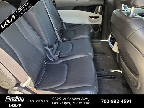 Used 2023 Kia Carnival EX FWD image 18