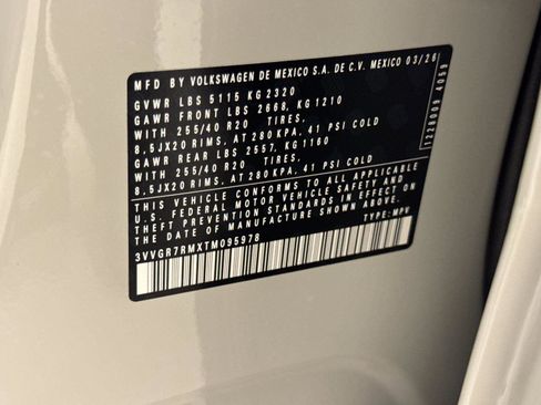 New 2026 Volkswagen Tiguan SE R-Line image 27