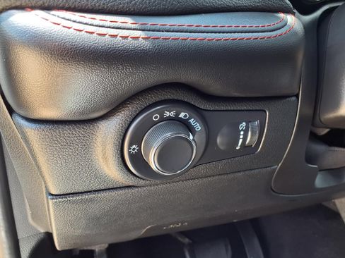 Used 2024 Dodge Durango GT AWD/4WD image 23