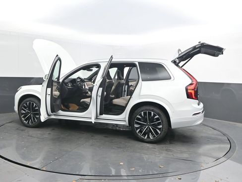 New 2026 Volvo XC90 B6 Plus AWD/4WD image 39