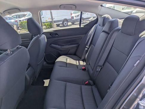 Used 2024 Nissan Altima 2.5 SV FWD image 31