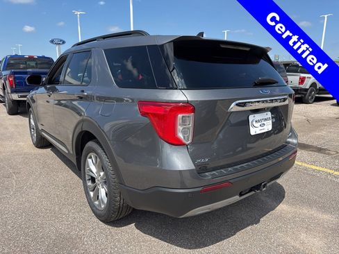Certified 2023 Ford Explorer XLT w/ Equipment Group 202A AWD/4WD image 3