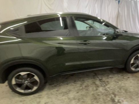 Used 2018 Honda HR-V EX-L image 9