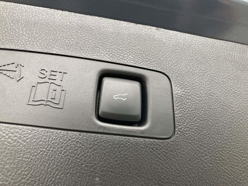 New 2026 Lincoln Corsair Premiere image 16