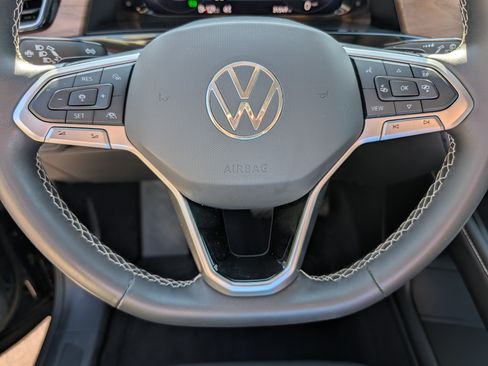 Certified 2024 Volkswagen Atlas SE AWD/4WD image 26
