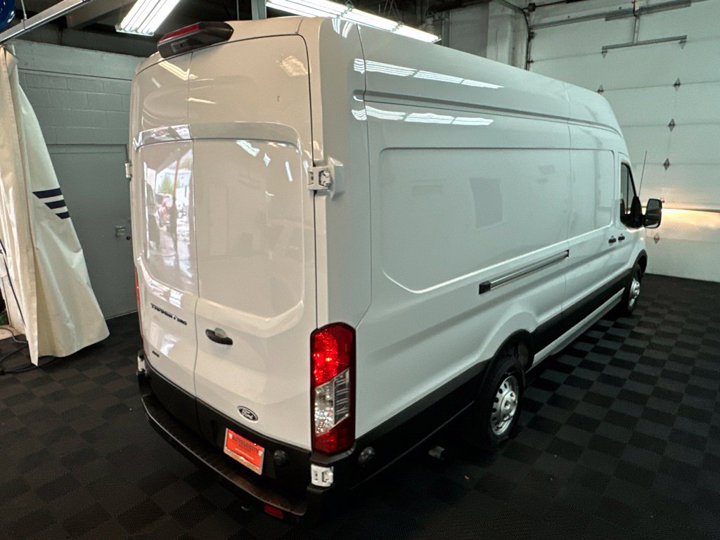 Used 2026 Ford Transit 350 148 High Roof Extended AWD w/ Load Area Protection Package image 9