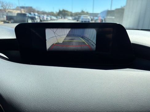 Used 2023 MAZDA MAZDA3 s image 26