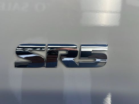 Used 2014 Toyota 4Runner 4WD image 3