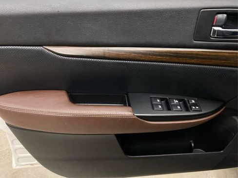 Used 2013 Subaru Outback 2.5i Limited AWD/4WD image 26