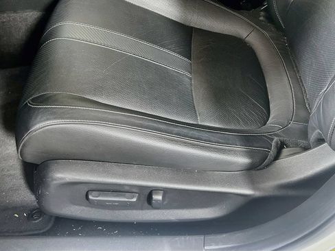 Used 2018 Honda Civic EX-L image 7