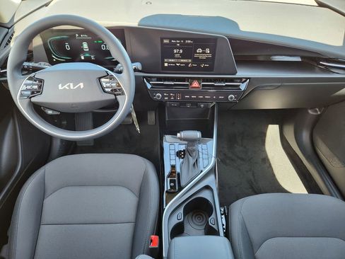 New 2026 Kia Niro LX FWD image 10