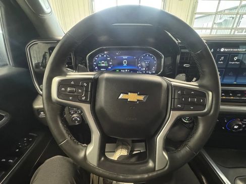 Used 2025 Chevrolet Silverado 1500 LT AWD/4WD image 27