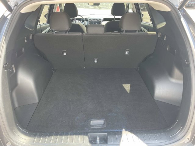 Used 2022 Hyundai Tucson SEL w/ Convenience Package FWD image 12