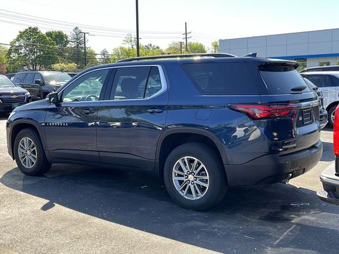 Used 2023 Chevrolet Traverse LT FWD image 12