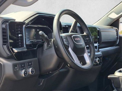 Used 2023 GMC Sierra 1500 Elevation AWD/4WD image 6
