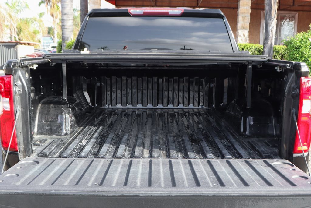 Used 2021 Chevrolet Silverado 1500 LT Trail Boss AWD/4WD image 8