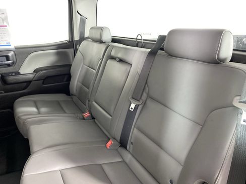 Used 2018 Chevrolet Silverado 2500 W/T AWD/4WD image 27