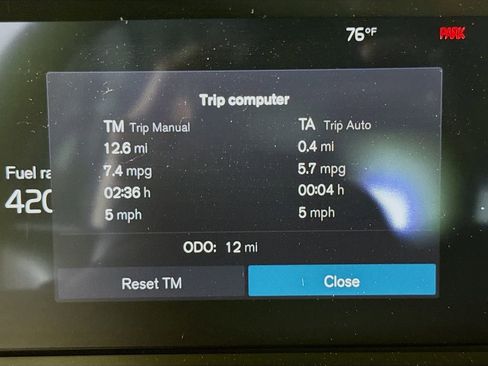 New 2026 Volvo XC40 B5 Plus w/ Protection Package Premier AWD/4WD image 12