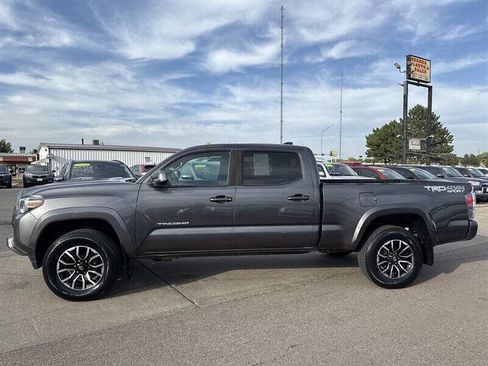 Used 2020 Toyota Tacoma 4x4 Double Cab image 3